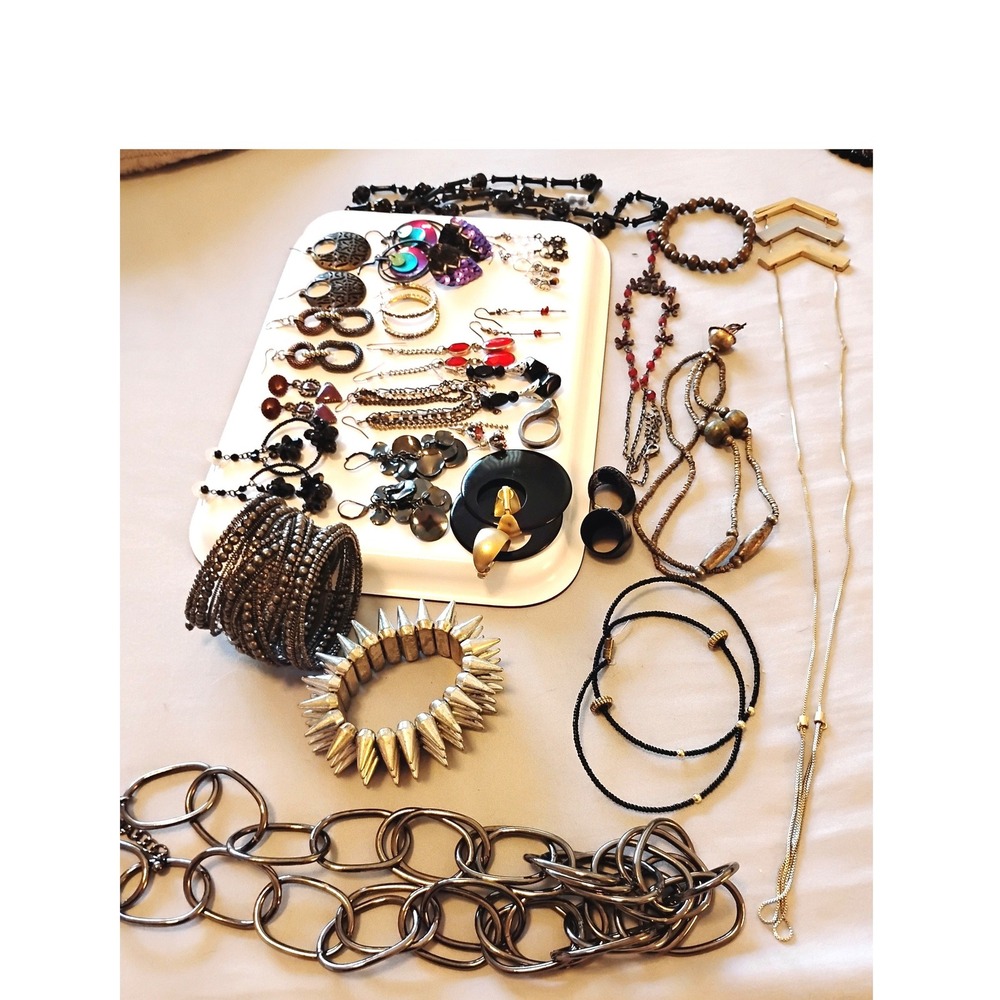 ▪️Vampy Grunge Whimsy goth jewelry Bundle Lot Halloween Festival Dark Academia - Picture 10 of 14